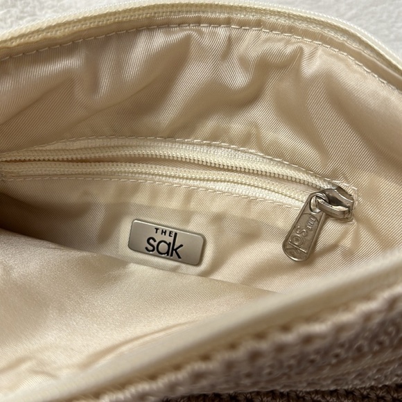 NWOT The Sak Hand Crocheted Cross body CREAM Bag - Picture 5 of 7